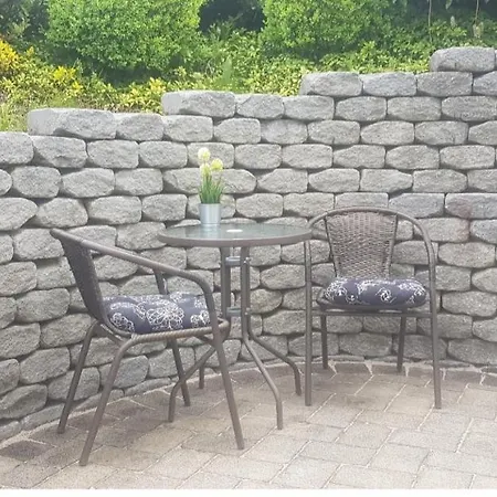 Schmidts 2raumtraum Hilchenbach